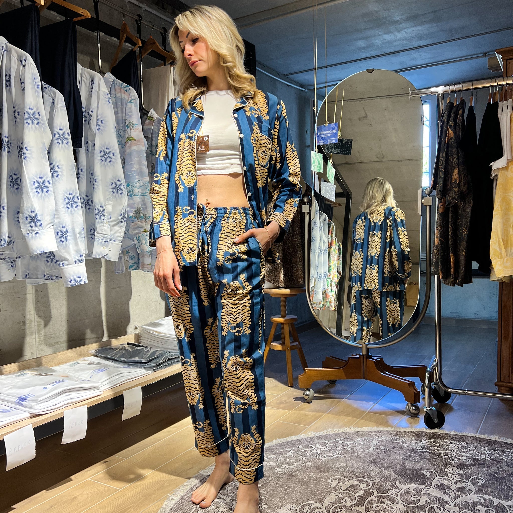 PIGIAMA FANTASIA RIGATA BLU CON TIGRI - VALENSIA MODA